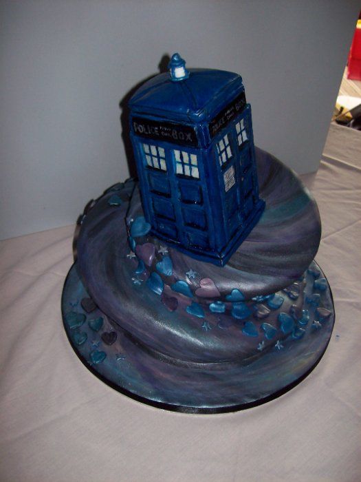 Torta Tardis - nel vortice del tempo 100_1334-w700-h700