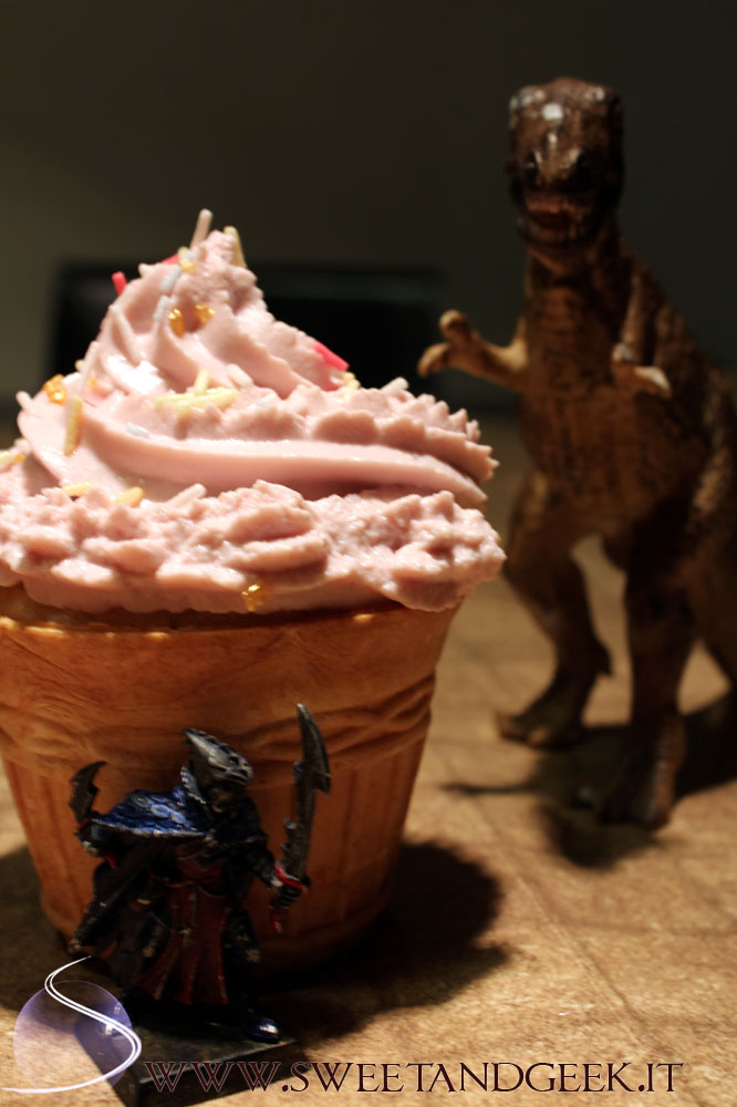 dinosaur-icecream-cupcake