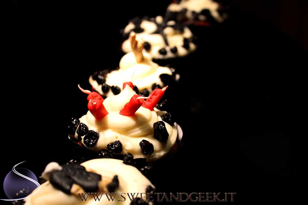 Addams Cupcake
